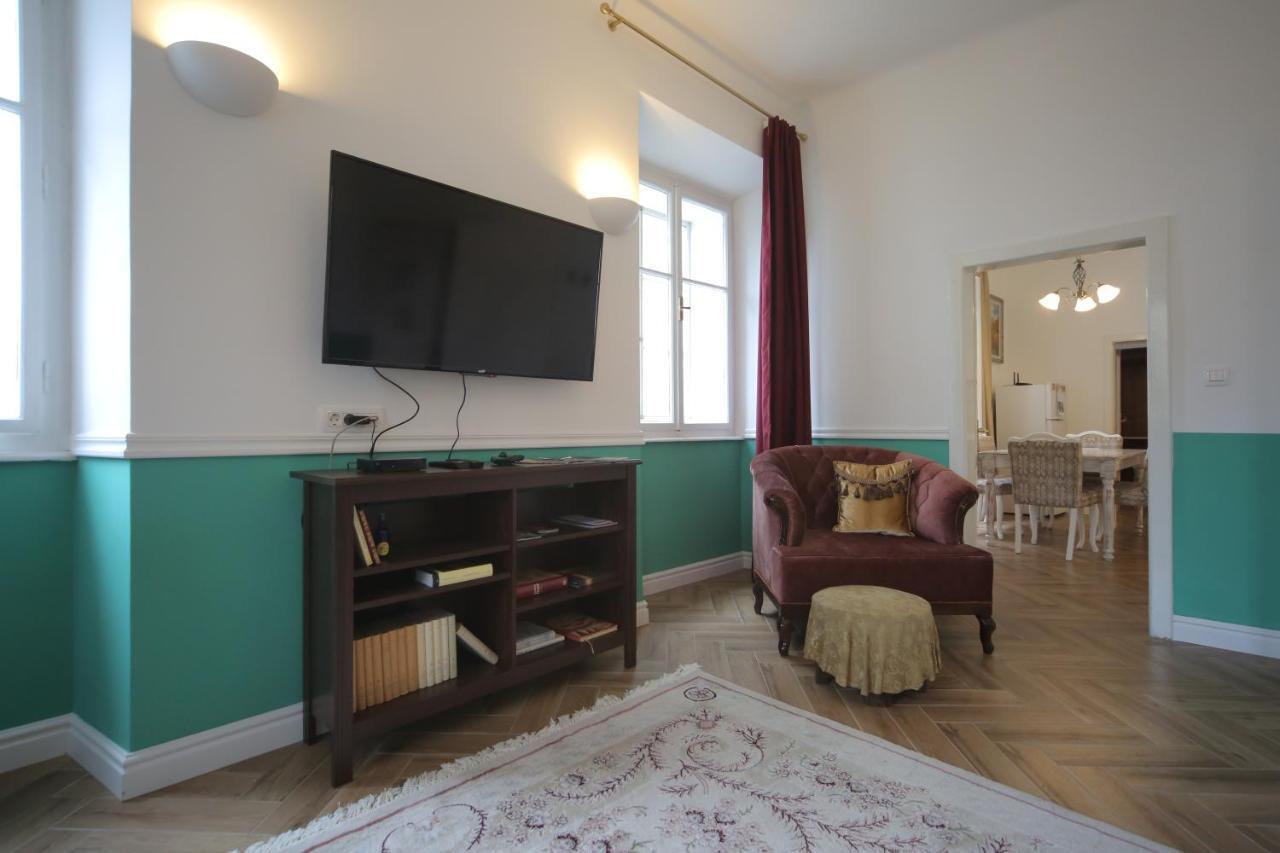 Vitez Apartment I 卢布尔雅那 外观 照片